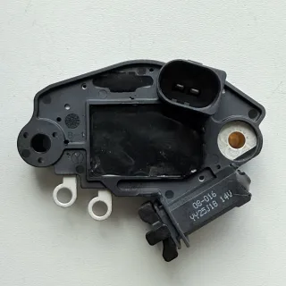 Regulator napięcia 12V