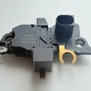 Regulator napięcia 12V