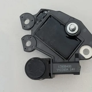 Regulator napięcia 12V