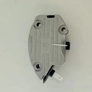 Regulator napięcia 12V