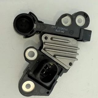 Regulator napięcia 12V