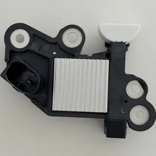 Regulator napięcia 12V