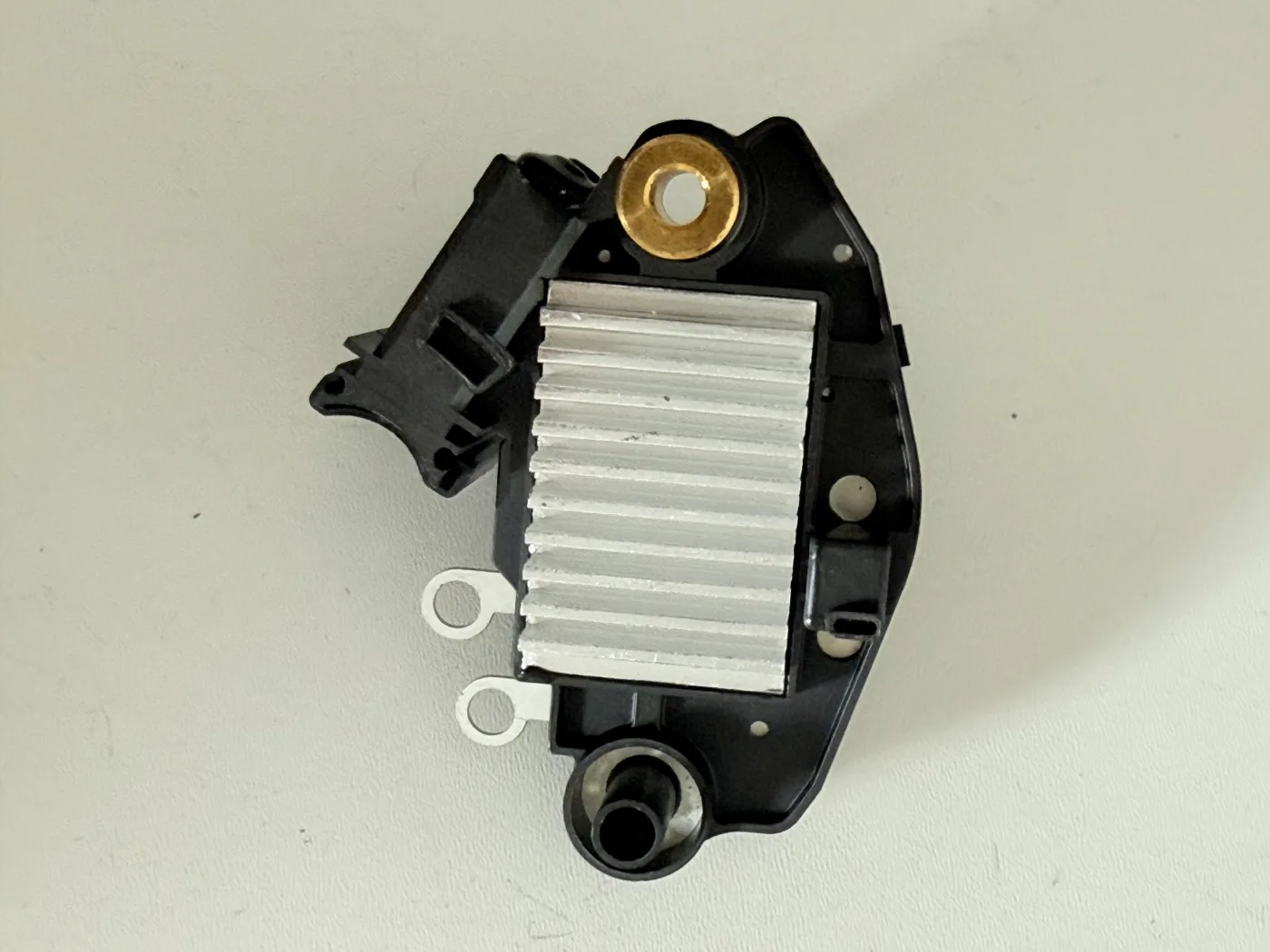 Regulator napięcia 12V