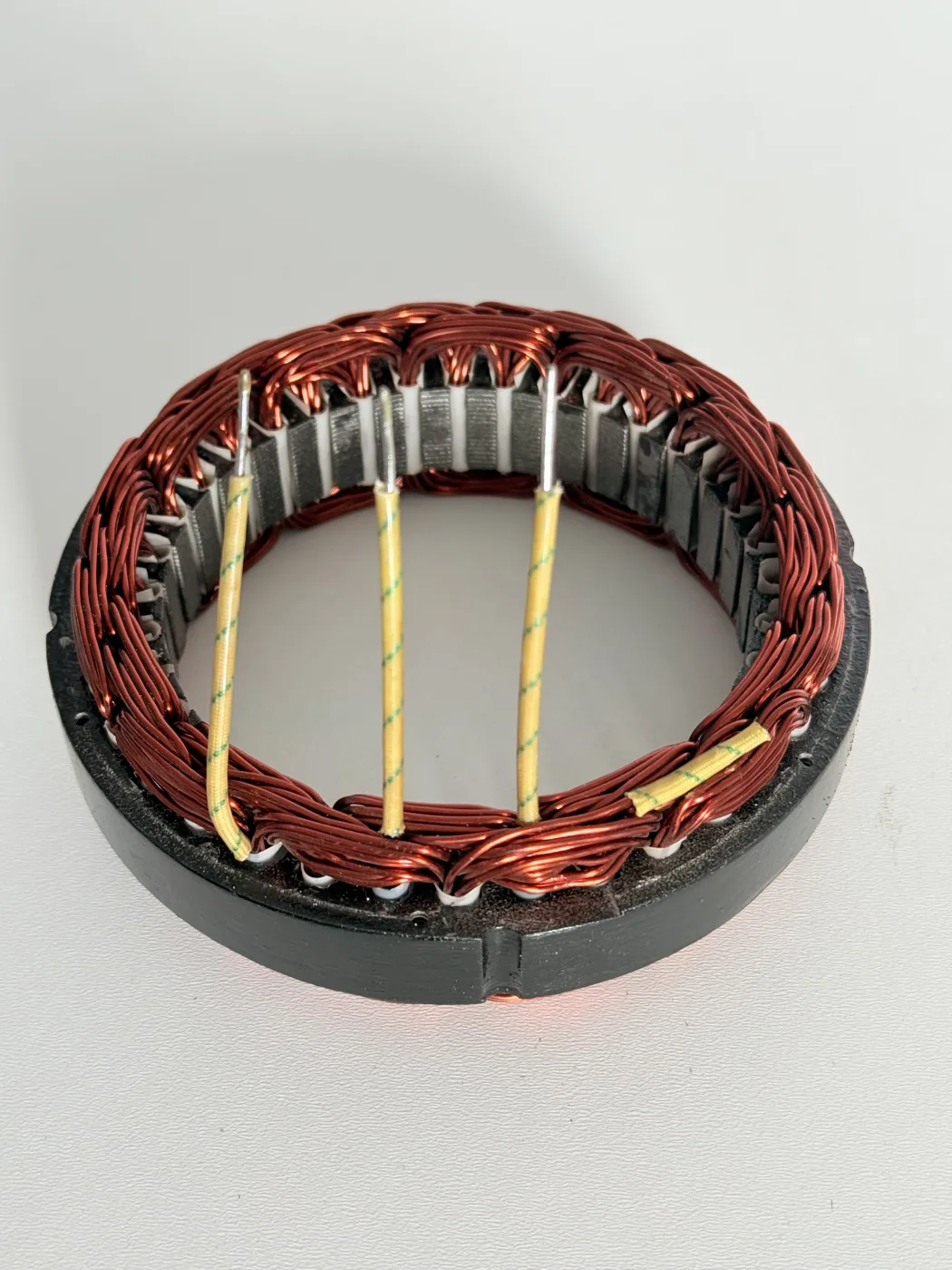 Stojan Alternatora 24V