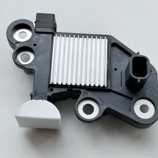 Regulator napięcia 12V